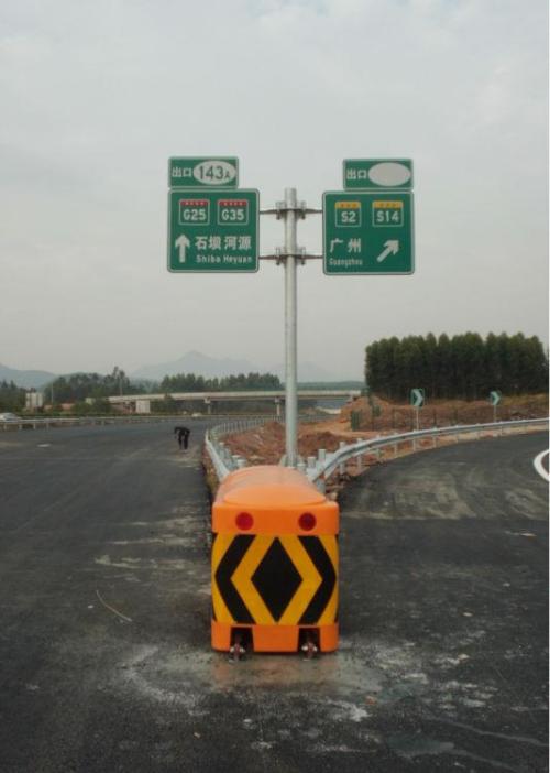 青州市导向防撞垫
